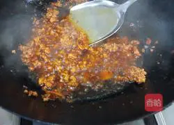 Illustration of how to make Laotan kimchi and minced pork vermicelli (Sichuan style home-cooked version) 10