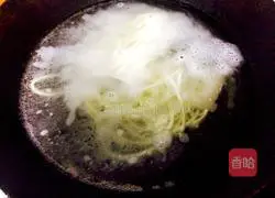 Illustration of Shanxi Braised Noodles 6