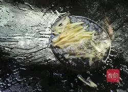 Seafood braised noodles illustration 4