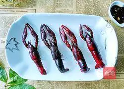 Illustration of how to make steamed lobster 5
