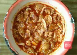 Illustration of how to make steamed pork with sweet potato flour 3