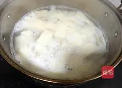 Peer-cured pork noodles Practice illustration 6