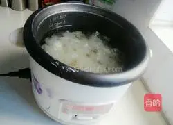 Illustration of how to make red date, wolfberry and white fungus soup 6