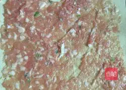 Illustration of how to make thousands of meat rolls 7