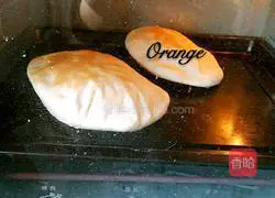 Illustration of how to make Middle Eastern pocket bread 7