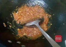 Illustration of making pizza with electric pan 8