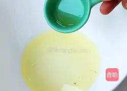 Illustration of how to make the French dessert