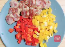 Sausage, Potato and Rice Pizza (pan version) Recipe Illustration 2