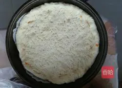 Illustration of how to make luncheon meat pizza 3