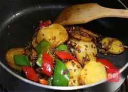 Illustration of how to make spicy griddle potatoes 9