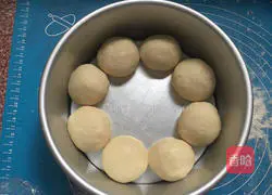 Flower Bread Recipe Illustration 10