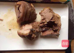 Illustration of how to make elbow rolls with secret sauce 6