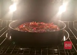 Illustration of how to make bacon pizza 14