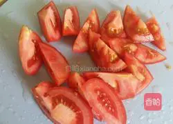 Tomato Illustration of how to make beef vermicelli soup 4