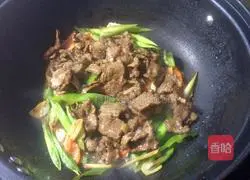 Illustration of how to stir-fry beef 8