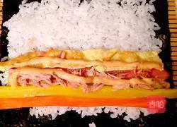 Illustration of how to make tuna kimbap 2