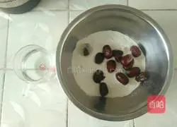 Illustration of how to make red date glutinous rice cake 2