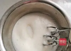 Illustration of how to make rice cooker cake 6