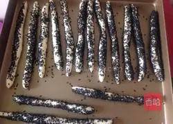 Illustration of how to make Italian bread sticks 6