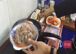 Recipe for Golden Needle Fat Beef Kimchi Pot Illustration 3