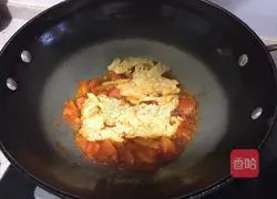 Illustration of how to make noodles with eggs 6