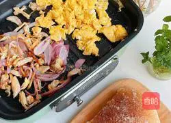 Illustration of making ciabatta sandwich 6