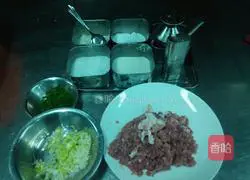 Illustration of how to make Hakka carrot balls 1