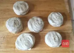 Illustration of how to make homemade pot helmets 16