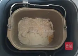 Illustration of how to make textured sandwich bread 2