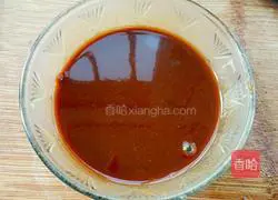 Illustration of how to make fried noodles with mushroom and minced meat 2