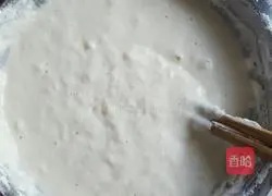 Illustration of how to make fruit pizza 1