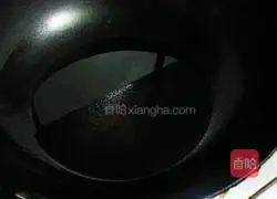 Illustration of three silk spring rolls 14