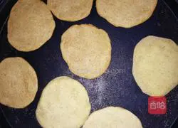 Illustration of how to make cornmeal pancakes 6