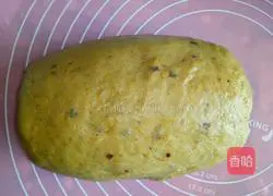 Illustration of how to make red dates and pumpkin toast 6