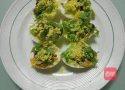 Illustration of how to make egg pine and minced meat 7