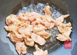 Illustration of how to make fried pork rolls 8