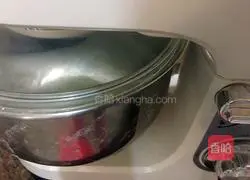 Illustration of how to make garland bread 8