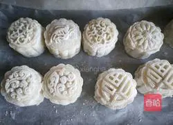 Coconut Snow Skin Mooncake (Mung Bean Custard Filling) Recipe 17