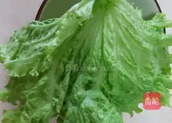 Illustration of how to make egg and vegetable rolls 1