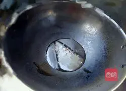 Illustration of how to make Shanxi raw fried noodles 3