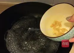 Spinach, Tofu, Lean Meat, Sea Rice and Egg Drop Soup Illustration 5