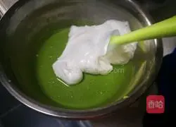 Matcha Mango Cake Roll Recipe Illustration 7