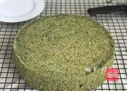 Spinach Salty Chiffon Cake Recipe Illustration 14