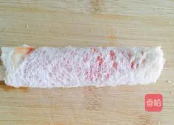 Illustration of how to make toast rolls 6