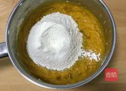 Cranberry Pumpkin Cake Recipe Illustration 9