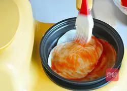 mini dumpling wrapper cheese pizza Illustration of how to do it 3