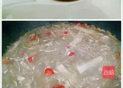 Illustration of how to make kimchi hot and sour noodles 10