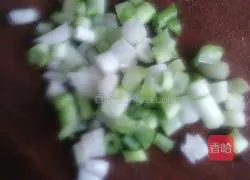 Illustration of how to make flavored oil spicy seeds 4