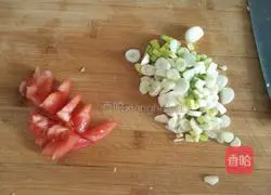 Illustration of how to make hot soup with noodles 3