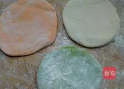 Illustration of how to make colorful mochi 2